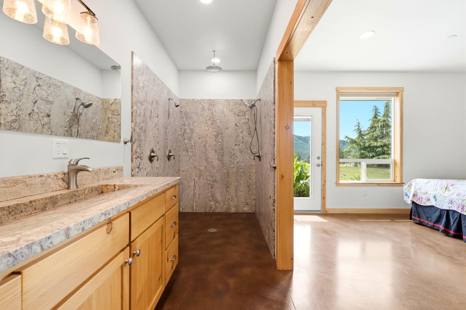 39348 Dunlap Rd, Yokuts Valley, CA 93675