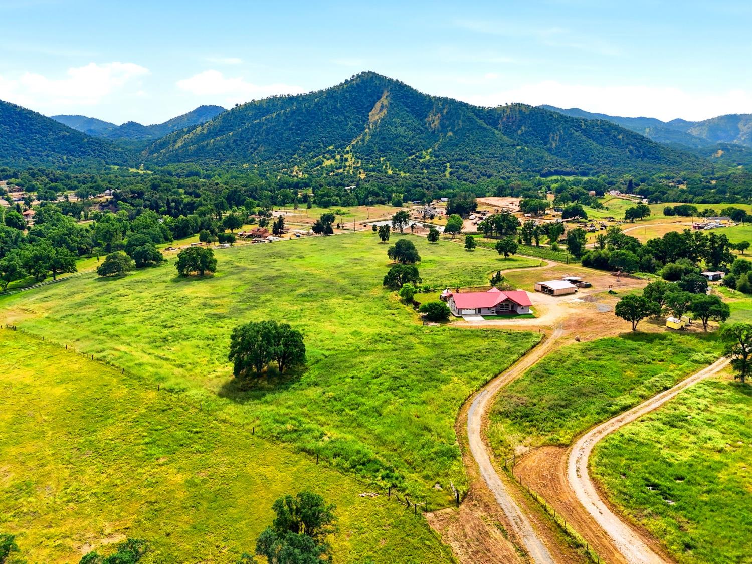 39348 Dunlap Rd, Yokuts Valley, CA 93675