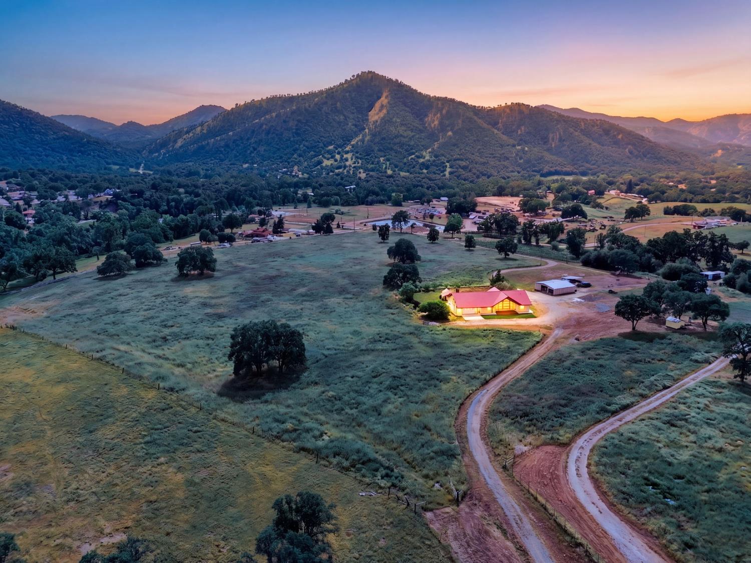 39348 Dunlap Rd, Yokuts Valley, CA 93675