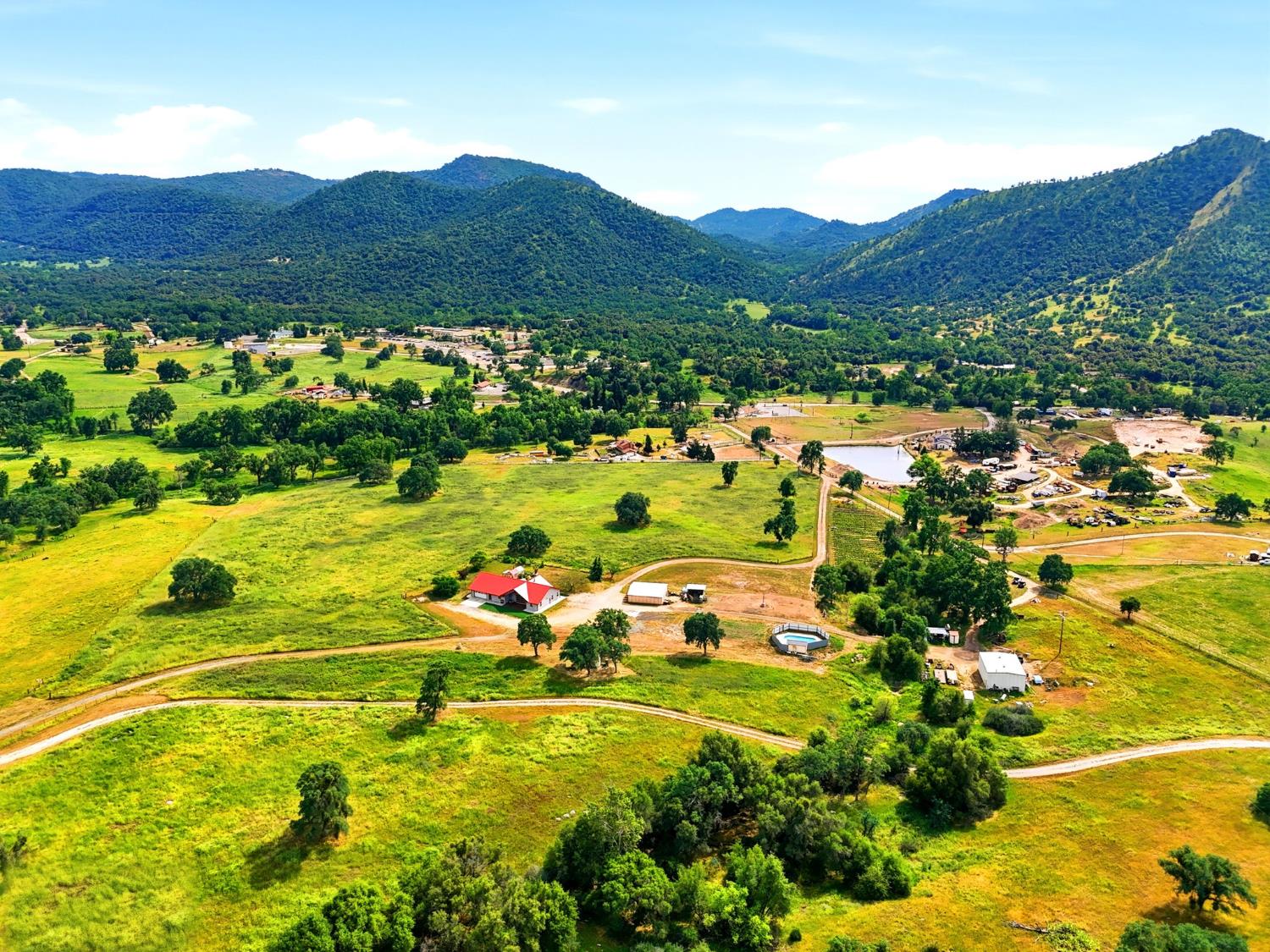 39348 Dunlap Rd, Yokuts Valley, CA 93675