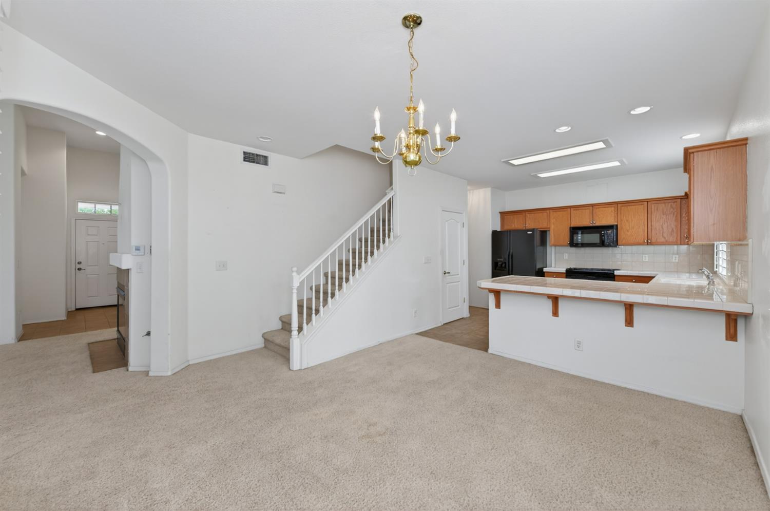 4113 W Cherry Tree Ln, Fresno, CA 93722