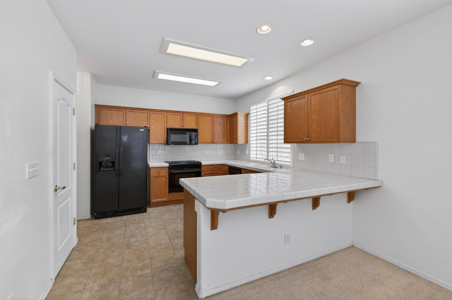 4113 W Cherry Tree Ln, Fresno, CA 93722