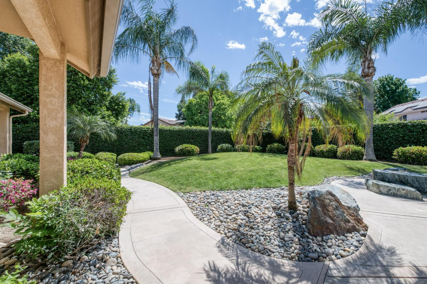 4907 Lakewood Ct, Visalia, CA 93291