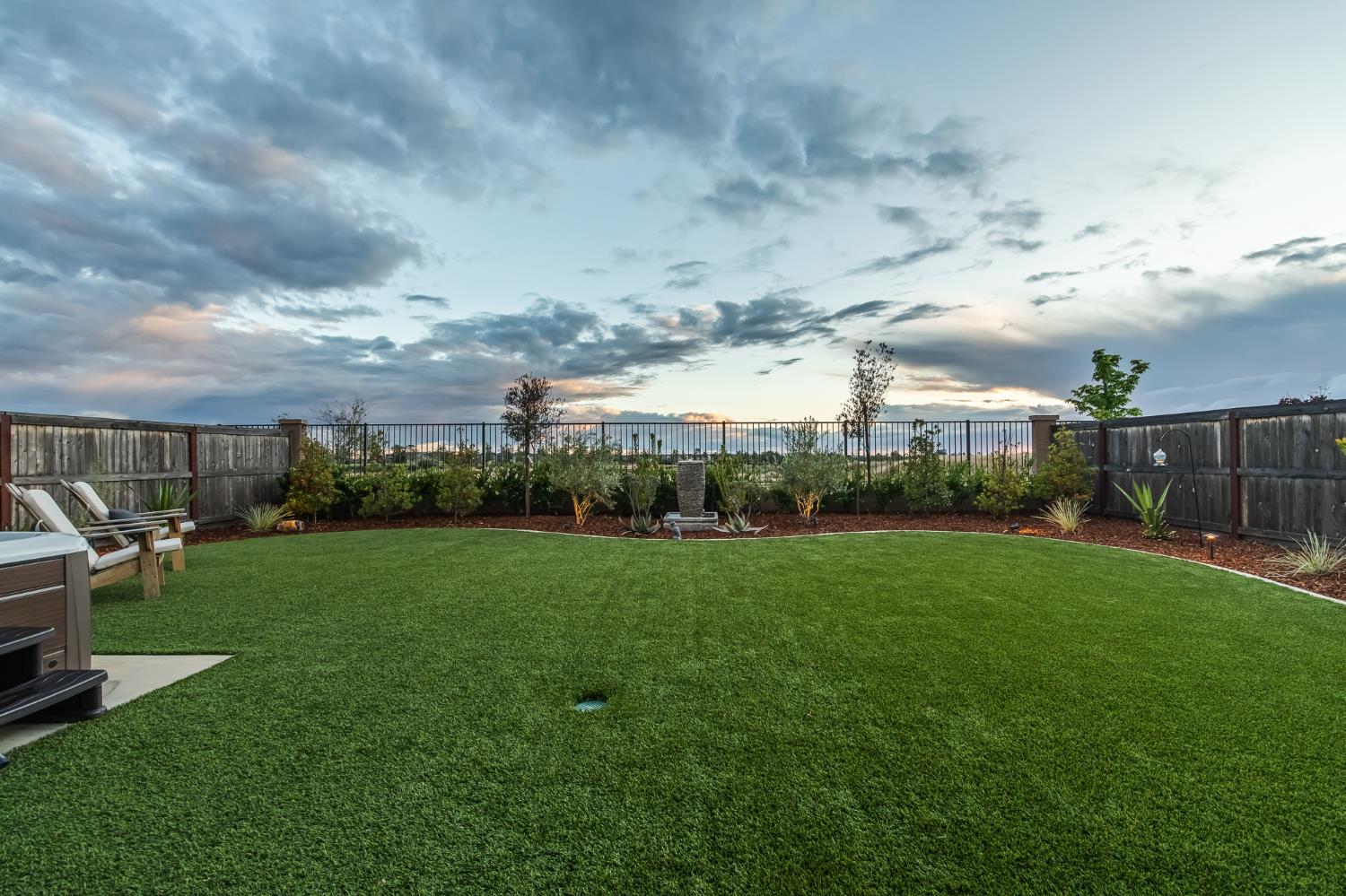 4530 Hillside Rd, Madera, CA 93636
