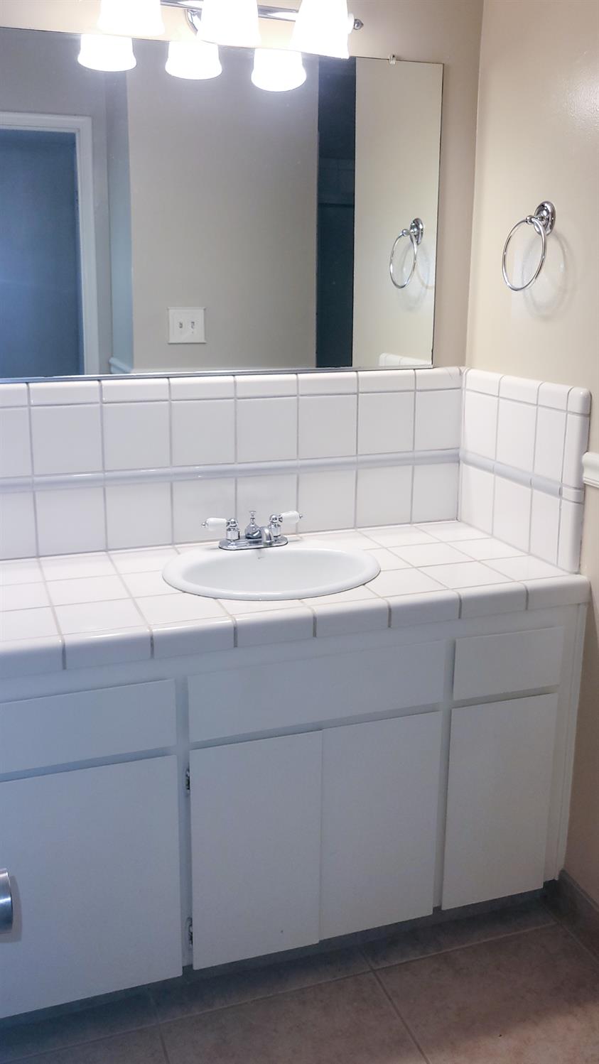 6680 N 3rd St, Fresno, CA 93710