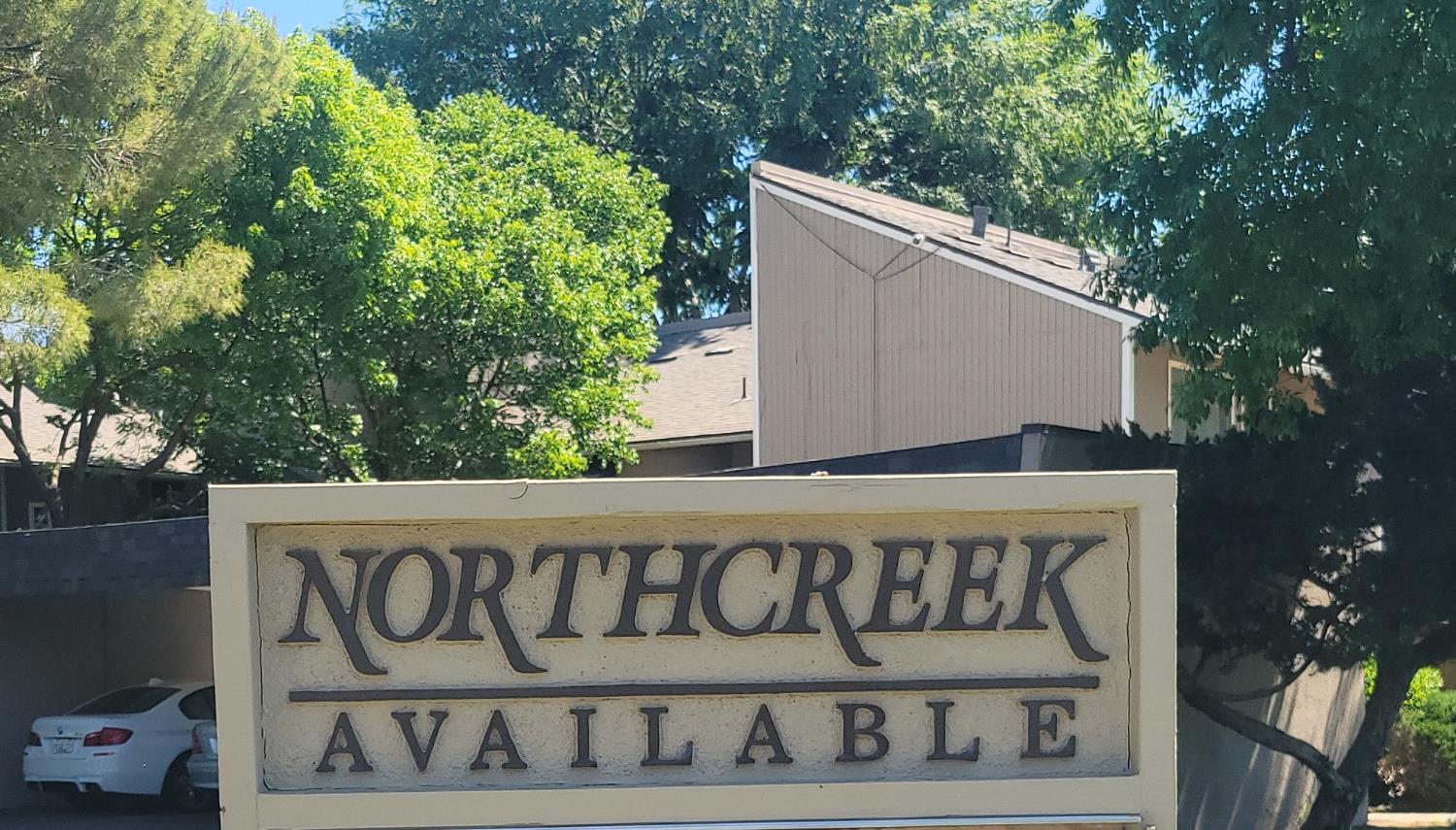 6680 N 3rd St, Fresno, CA 93710