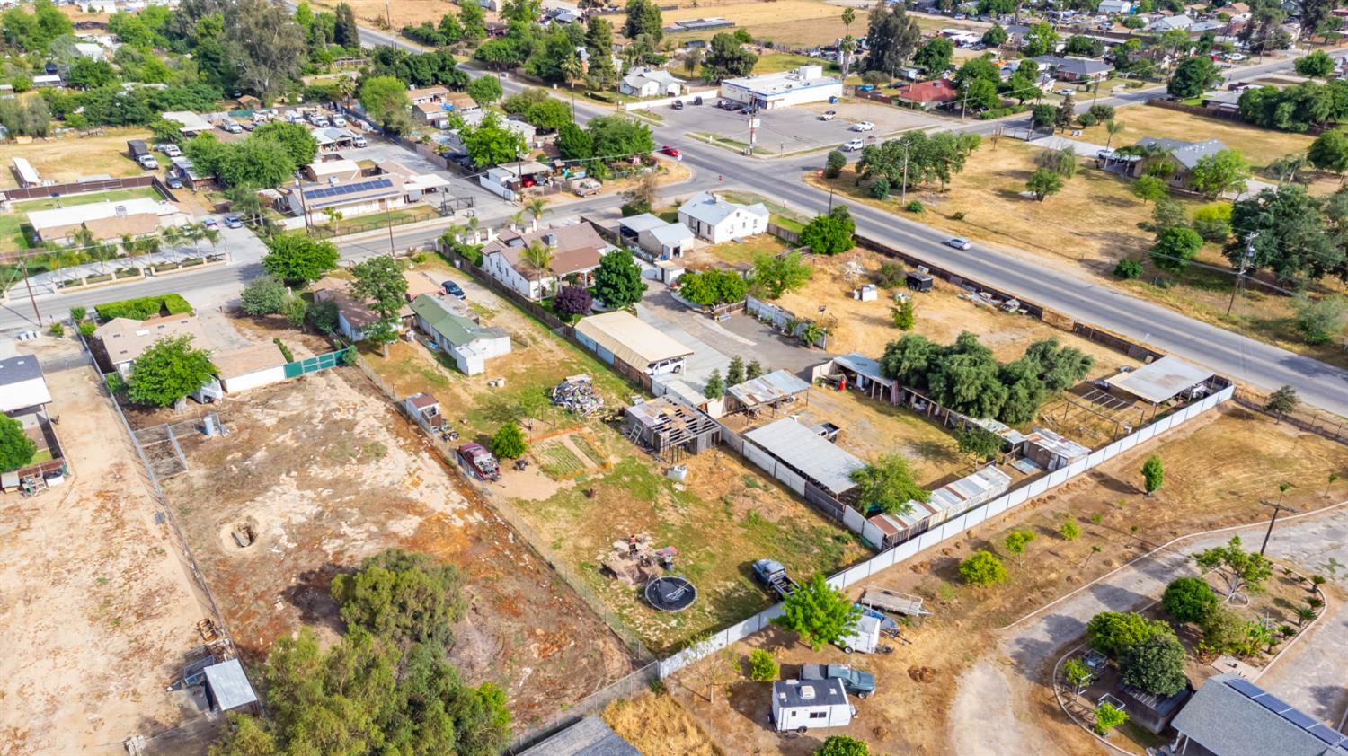 1435 N Valentine Ave, Fresno, CA 93722