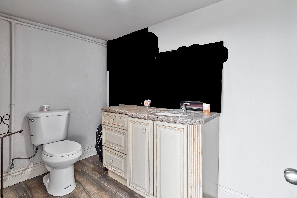 1435 N Valentine Ave, Fresno, CA 93722