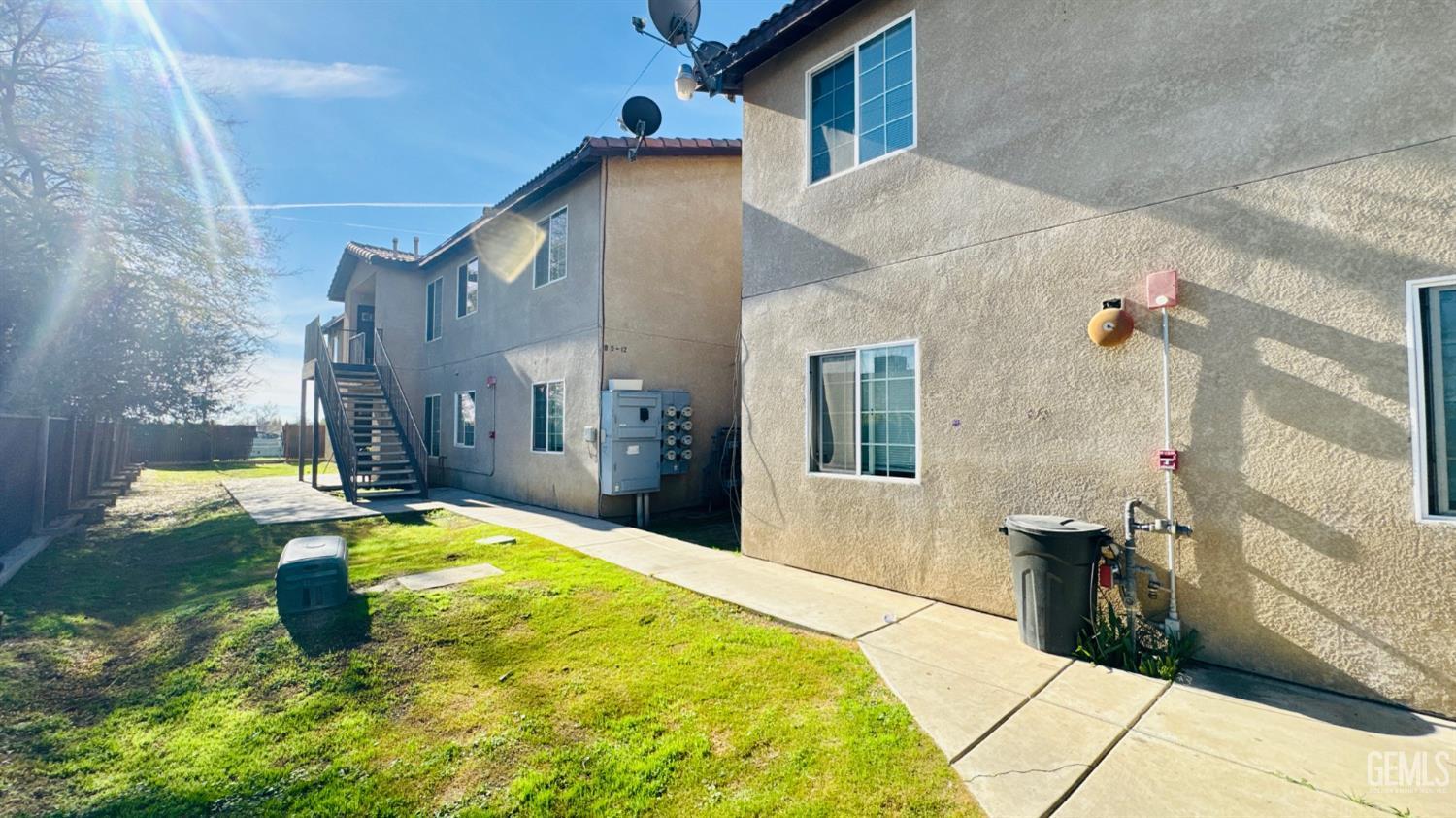 3017 Potomac Ave, Bakersfield, CA 93307