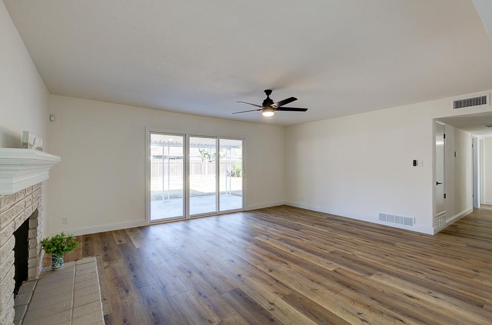 4745 N 5Th St, Fresno, CA 93726