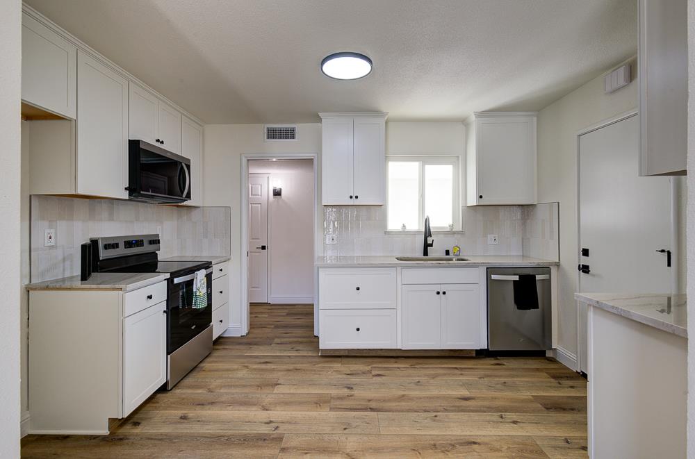 4745 N 5Th St, Fresno, CA 93726