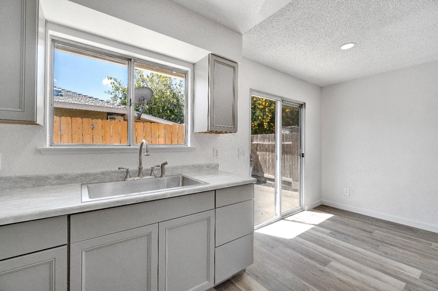 2607 Nelson Blvd, Selma, CA 93662