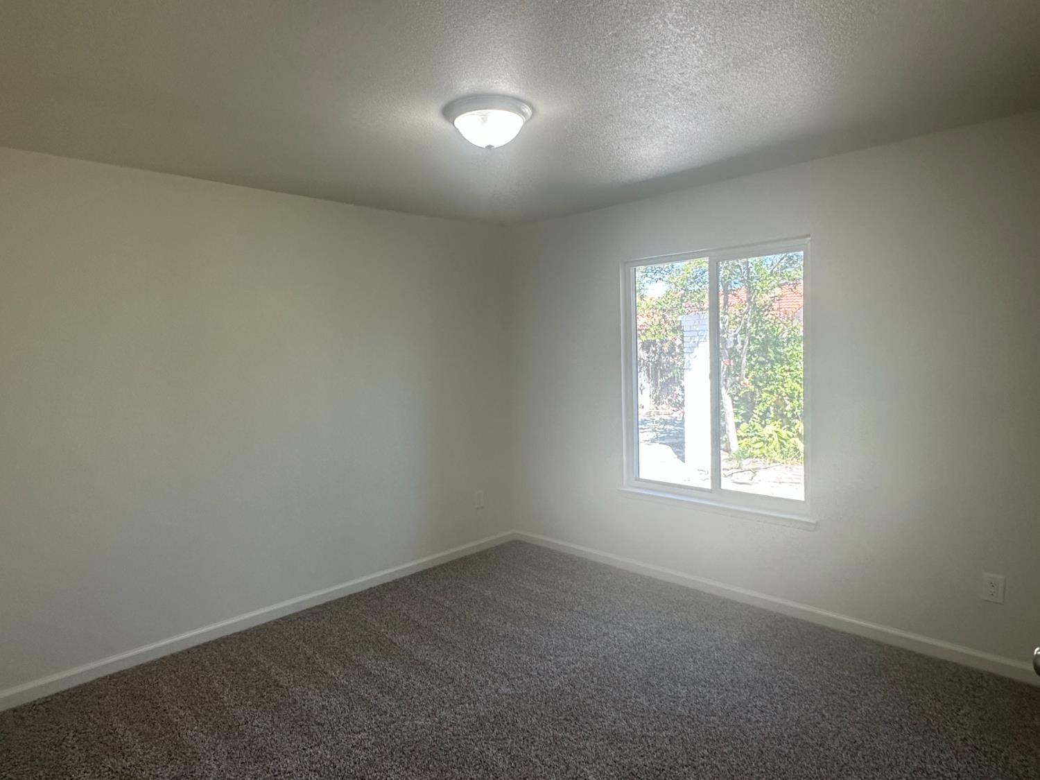 116 Leyva Ave, Firebaugh, CA 93622