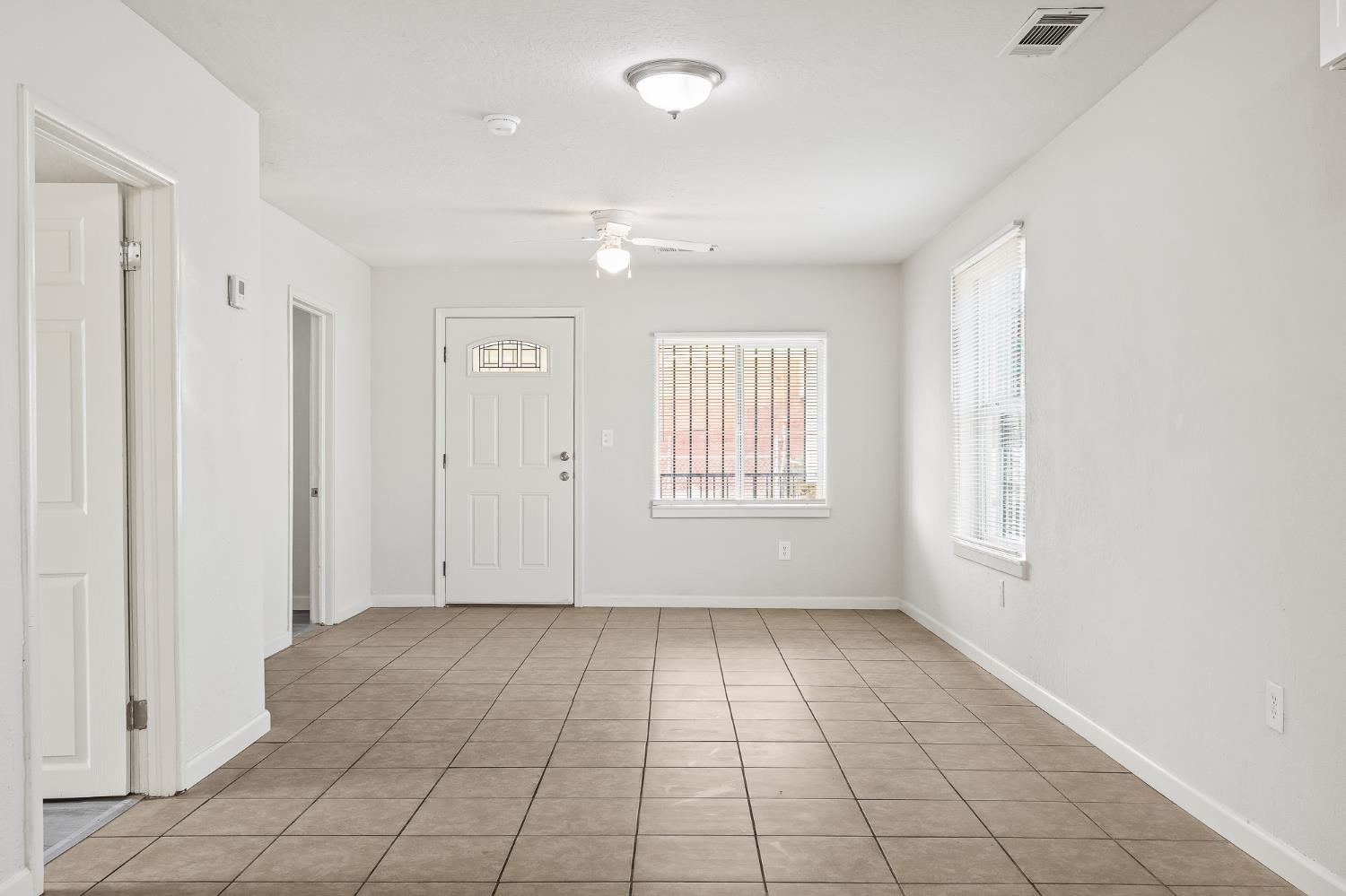 3323 E Tulare St, Fresno, CA 93702