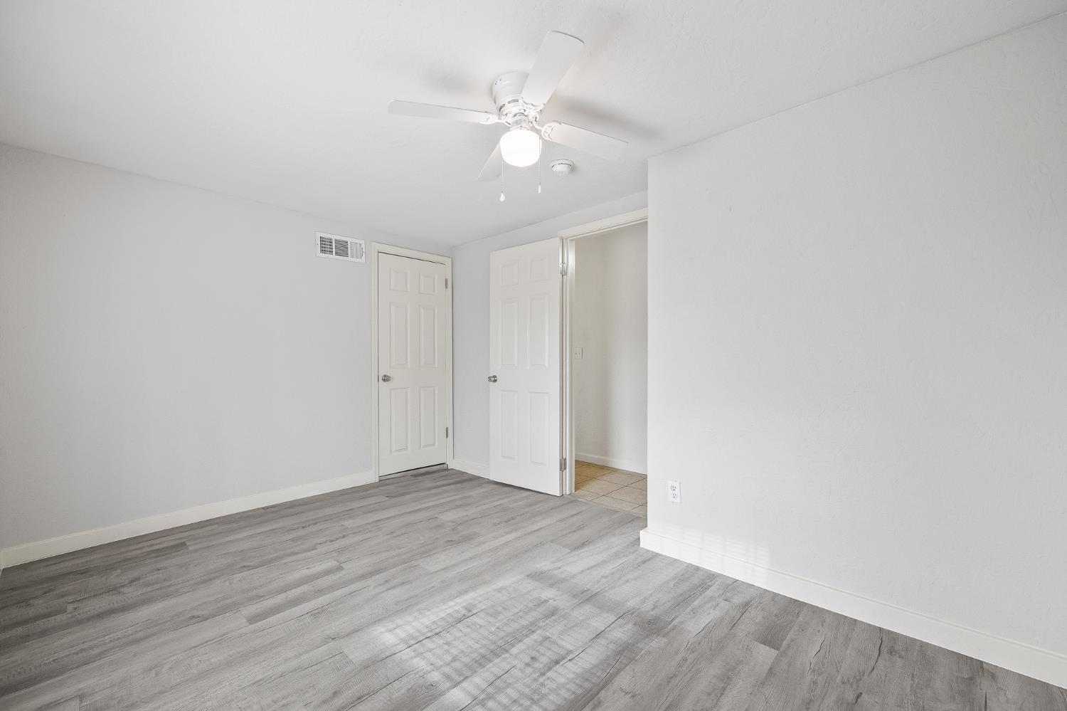 3323 E Tulare St, Fresno, CA 93702