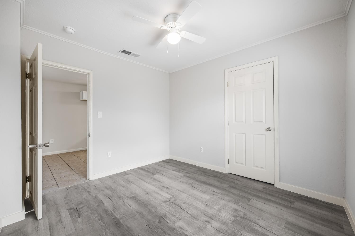 3323 E Tulare St, Fresno, CA 93702