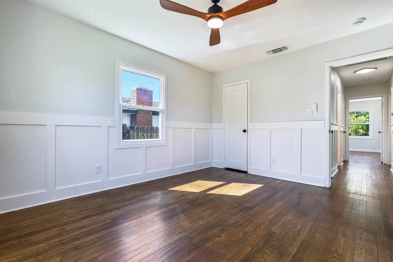 913 E Garland Ave, Fresno, CA 93704