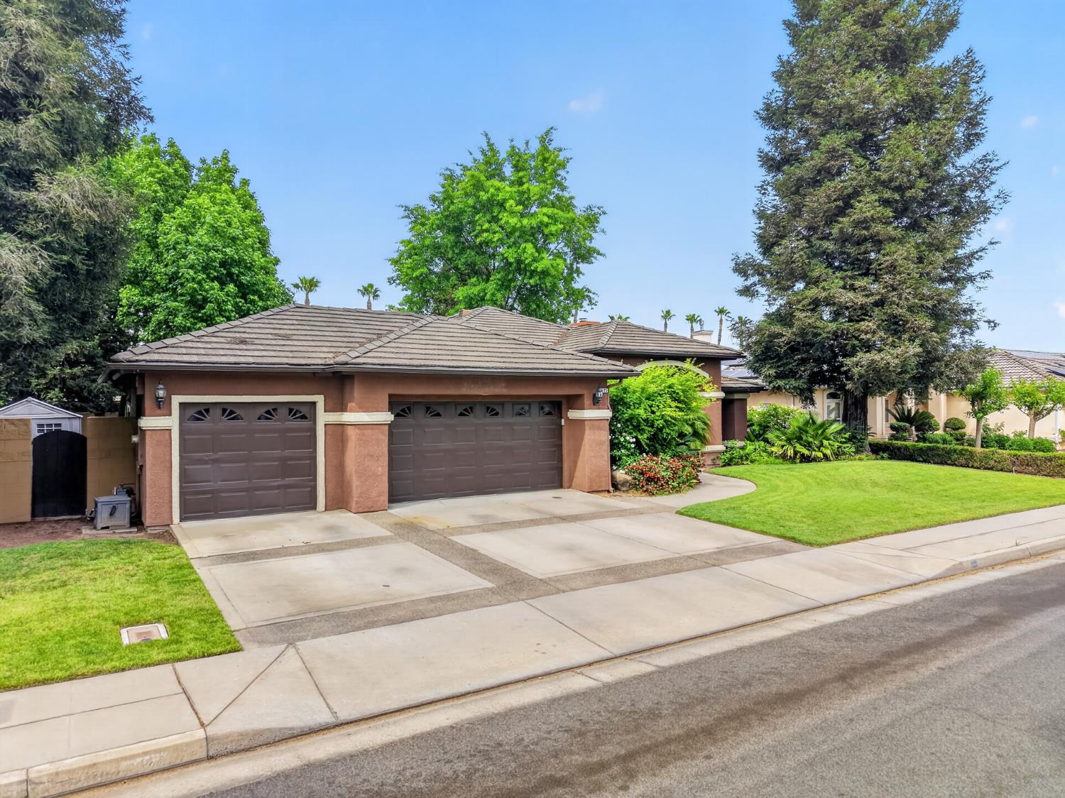 3505 Doubletree Way, Madera, CA 93637