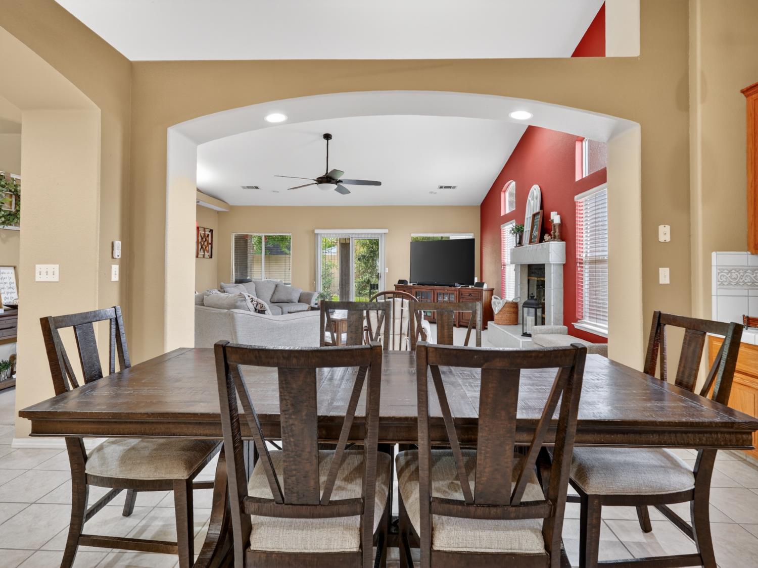 3505 Doubletree Way, Madera, CA 93637