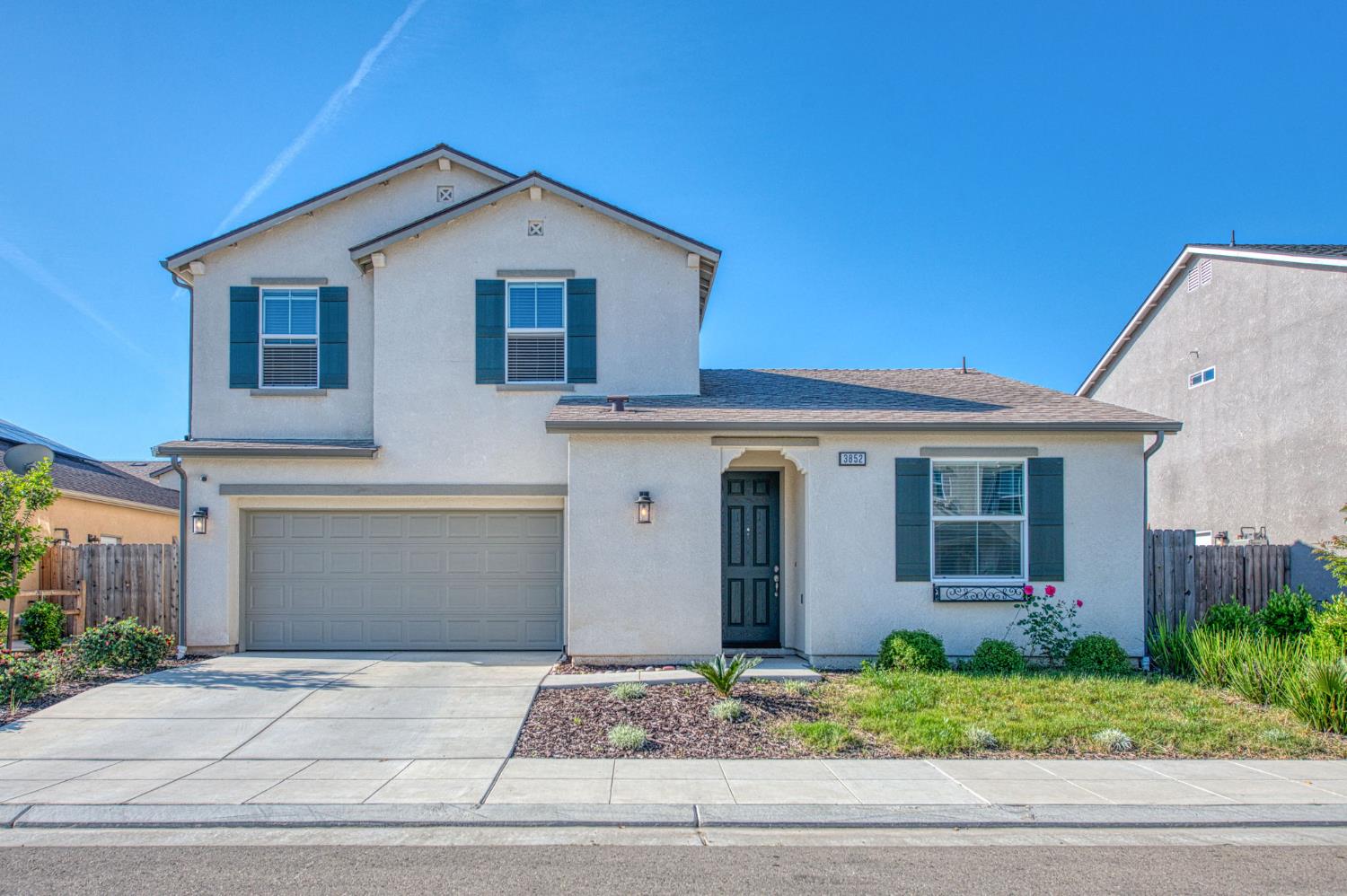 3852 Morris Ave, Clovis, CA 93619