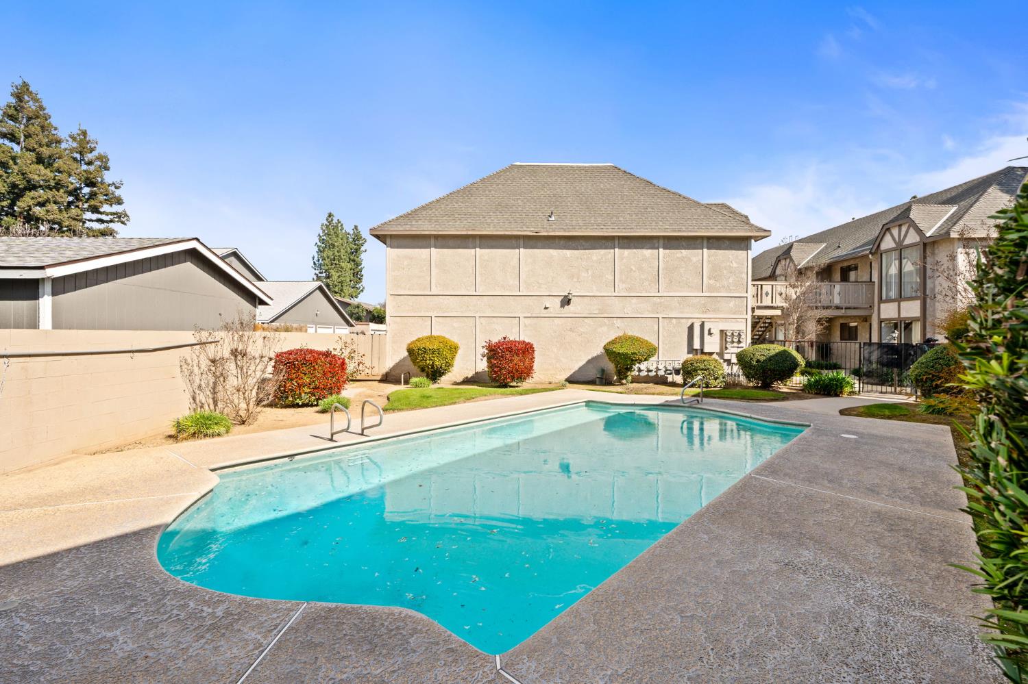 1550 W Swift, Fresno, CA 93705