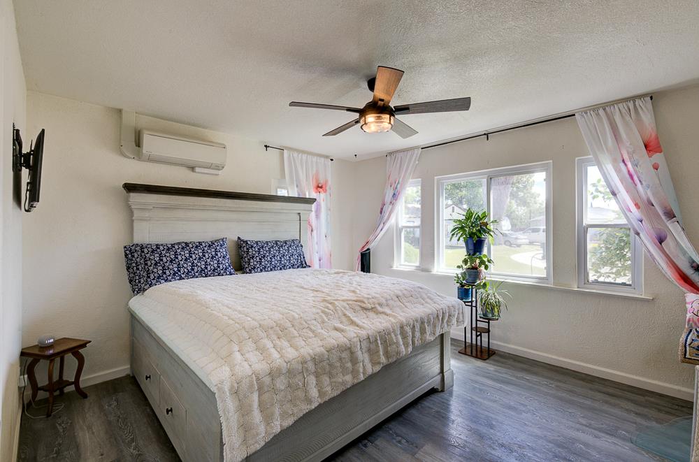 2973 E Simpson Ave, Fresno, CA 93703