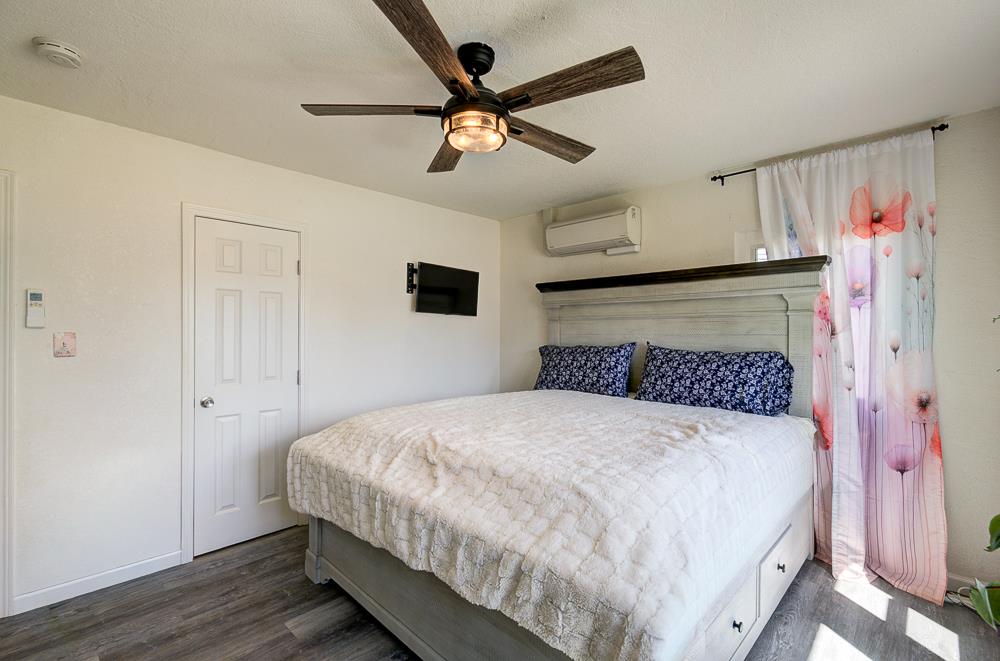 2973 E Simpson Ave, Fresno, CA 93703