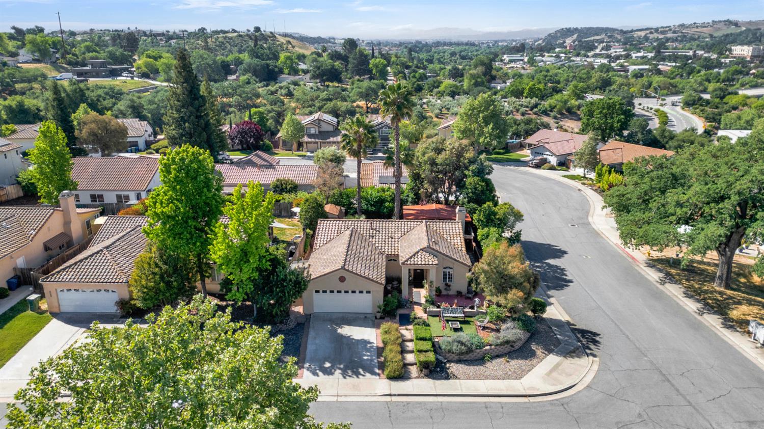102 Via Promesa, Paso Robles, CA 93446
