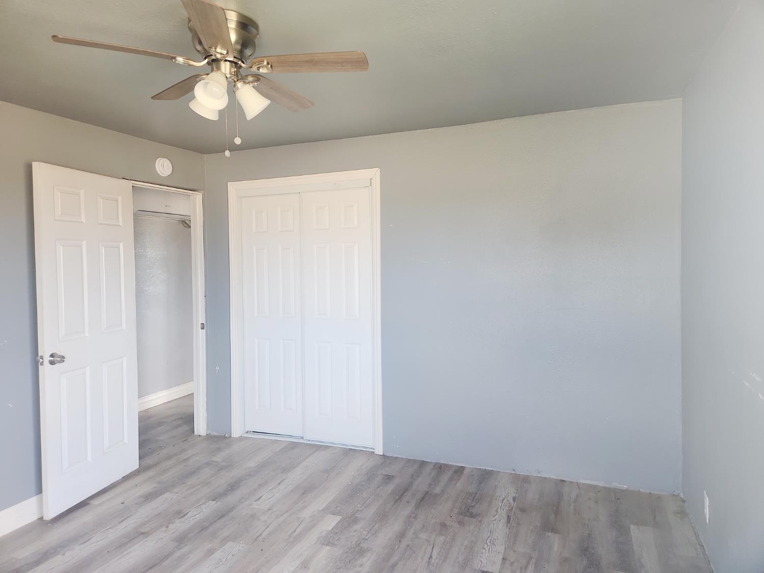 22136 Fairfax Ave, Lemoore, CA 93245