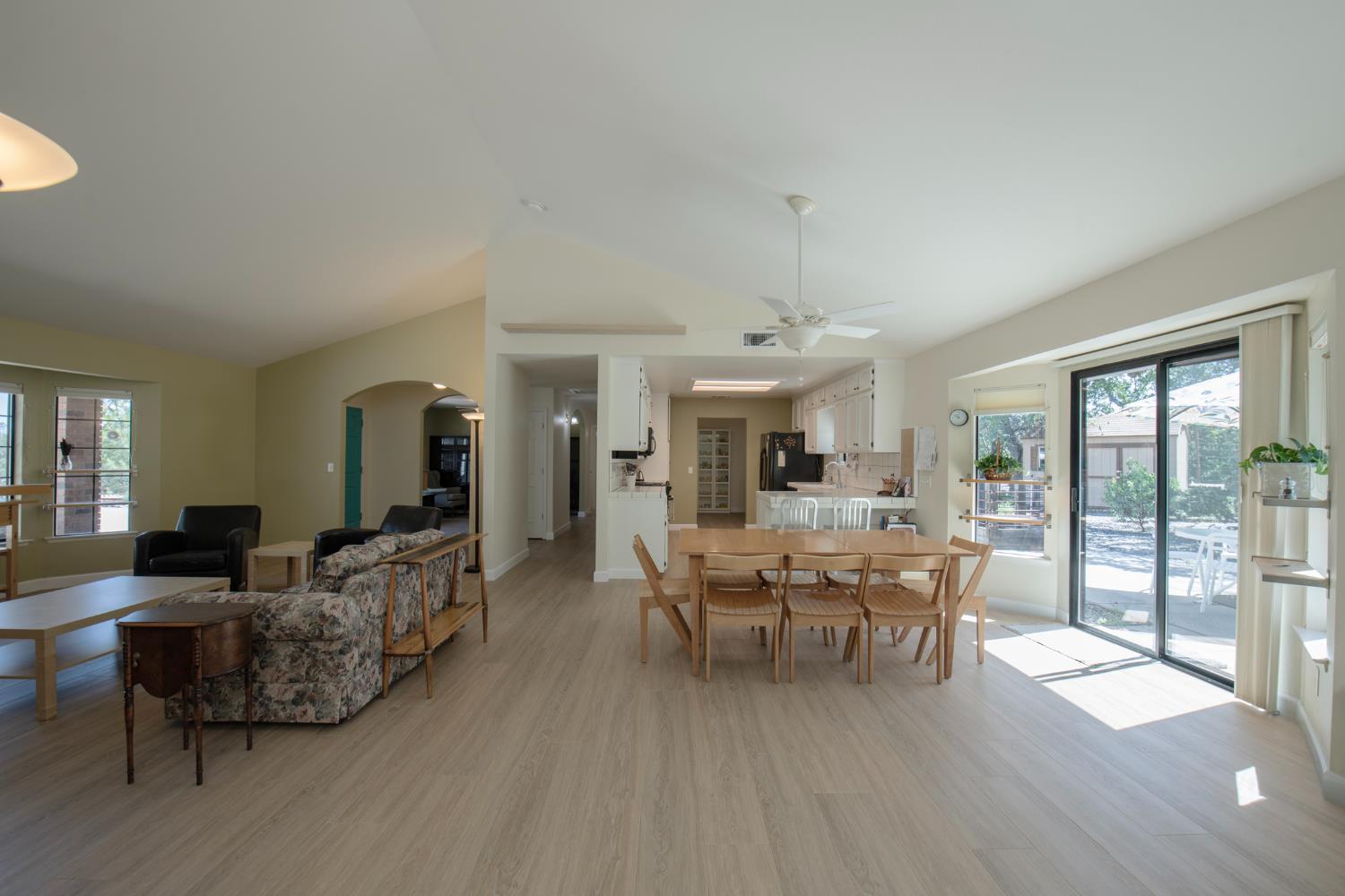42404 John Muir Dr, Coarsegold, CA 93614