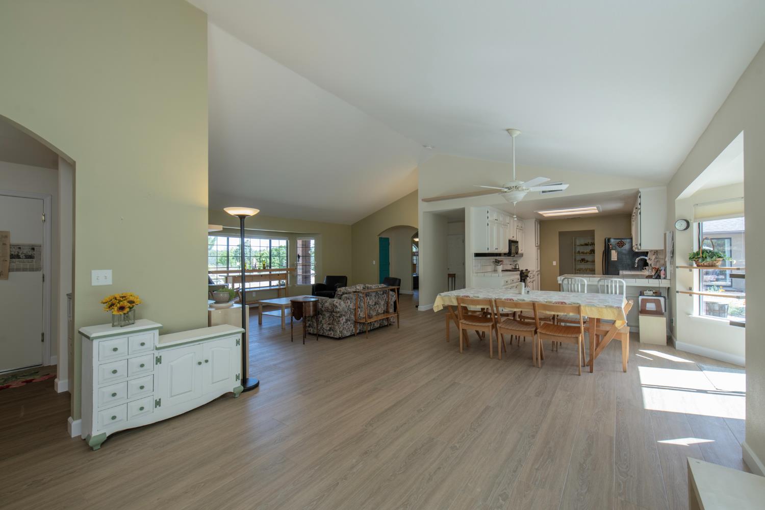 42404 John Muir Dr, Coarsegold, CA 93614