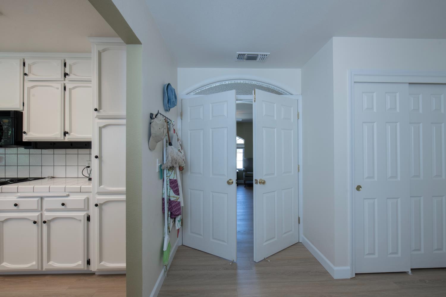 42404 John Muir Dr, Coarsegold, CA 93614
