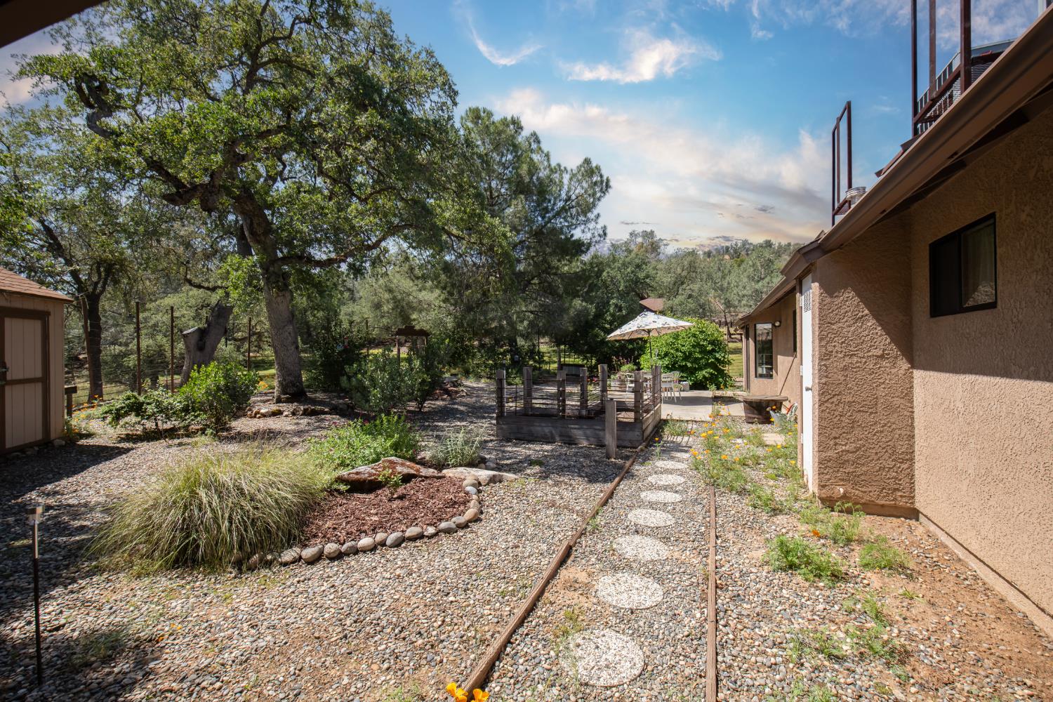 42404 John Muir Dr, Coarsegold, CA 93614