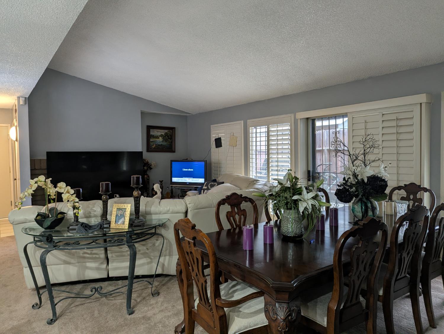 4815 E Geary St, Fresno, CA 93725