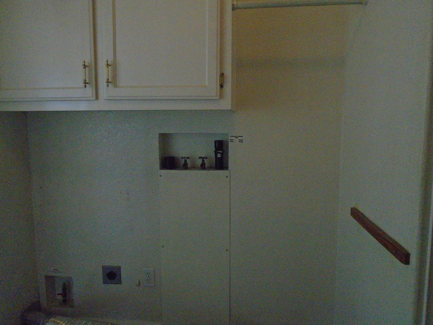 860 E Grangeville Blvd #36, Hanford, CA 93230