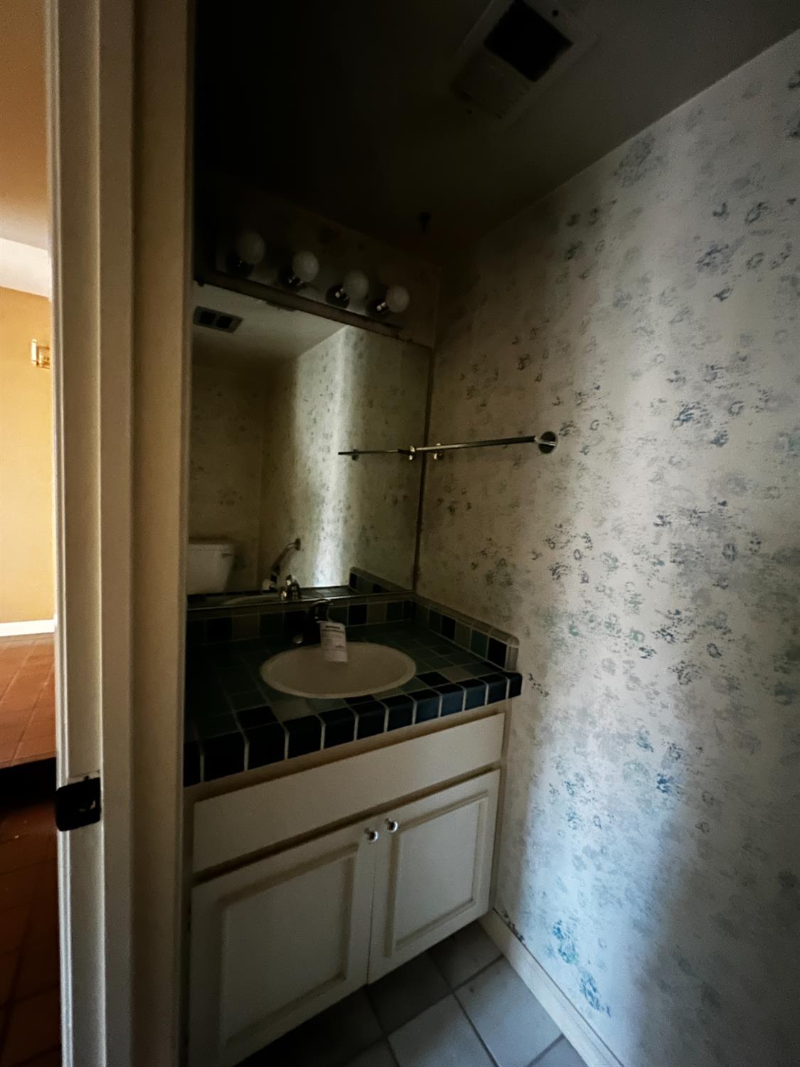 6919 Vera Cruz, Out Of Area, CA 95621