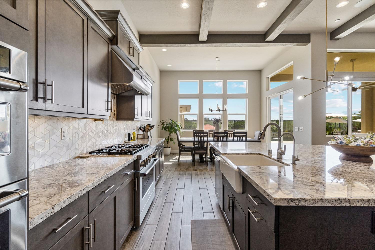 974 Ridgeline Rd W, Madera, CA 93636