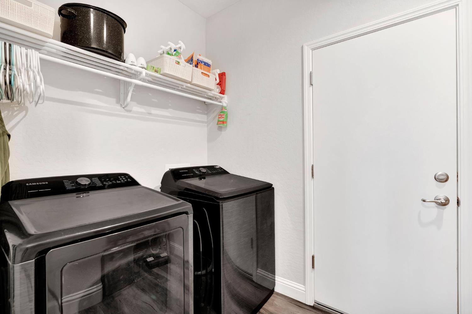 1109 Wasatch Dr, Madera, CA 93638