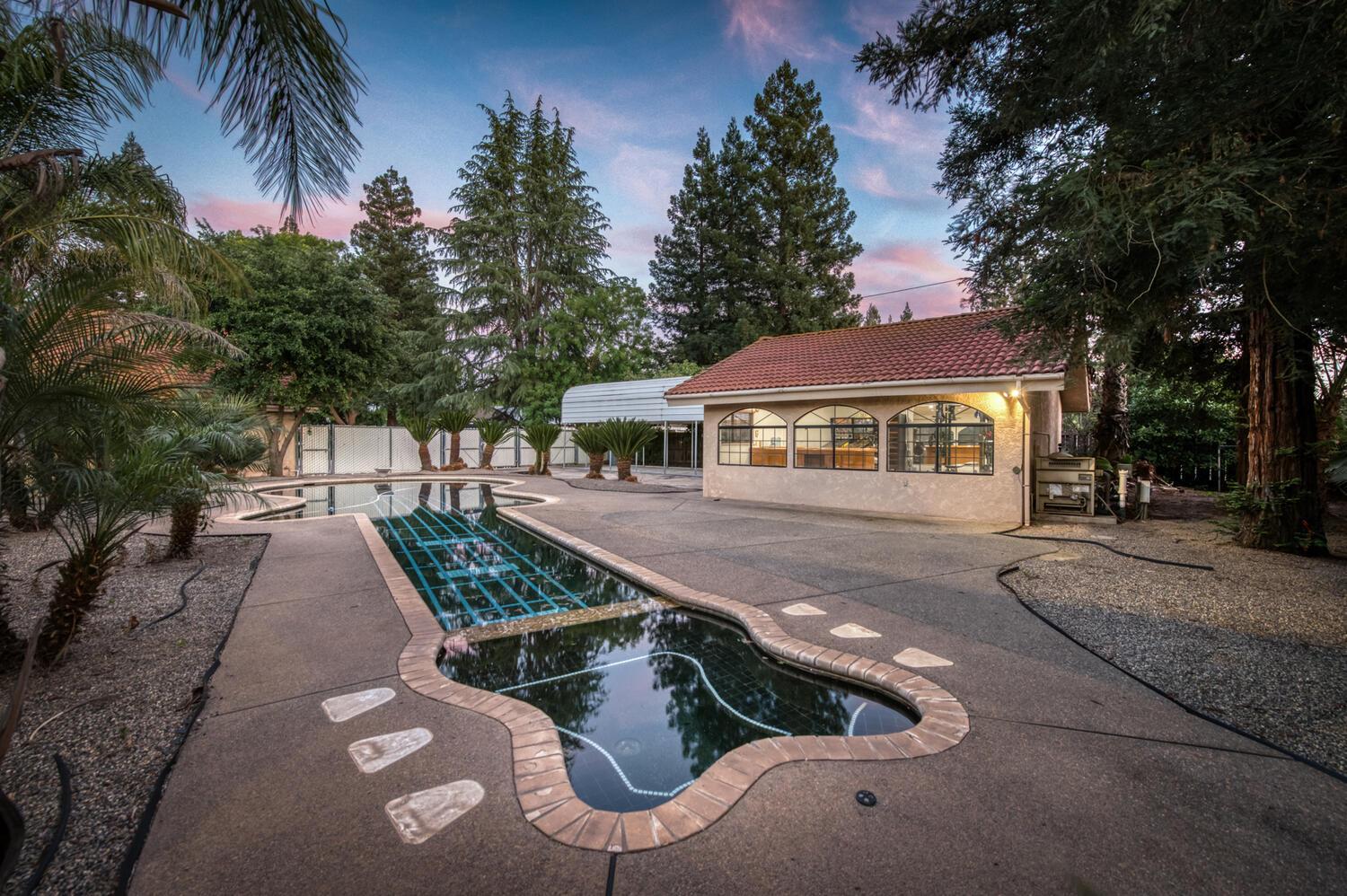 10684 Mountain View Dr, Madera, CA 93636