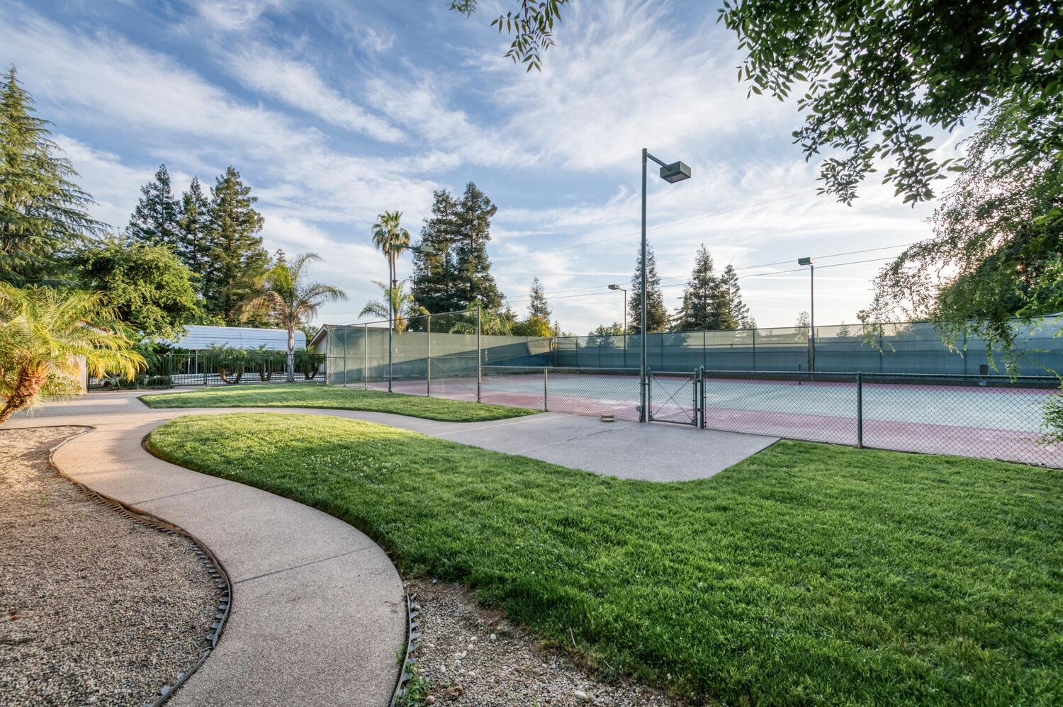 10684 Mountain View Dr, Madera, CA 93636