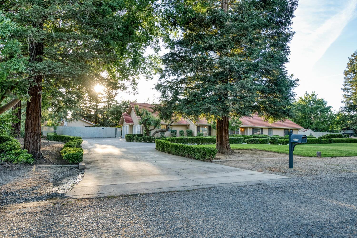 10684 Mountain View Dr, Madera, CA 93636