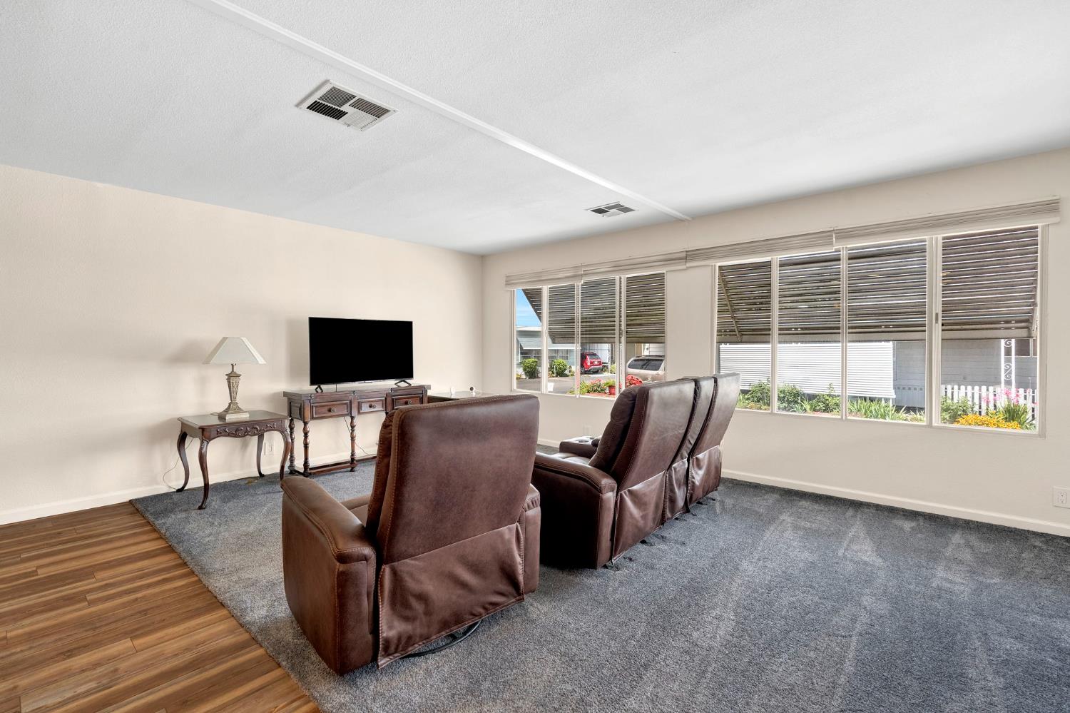 1724 Minnewawa Ave #134, Clovis, CA 93612