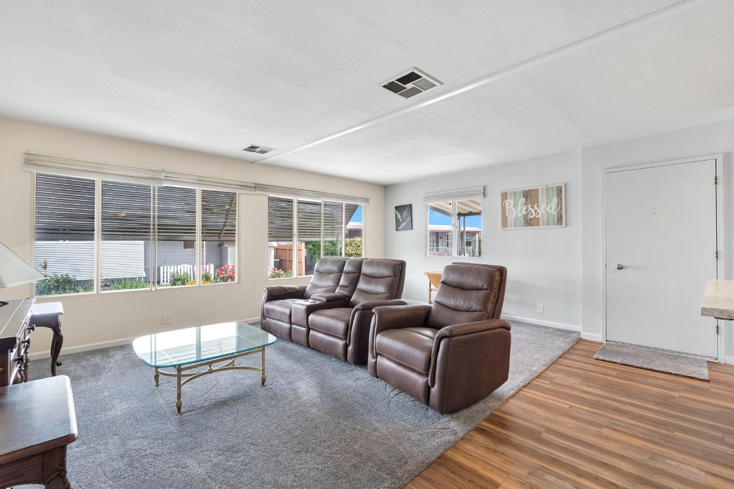 1724 Minnewawa Ave #134, Clovis, CA 93612