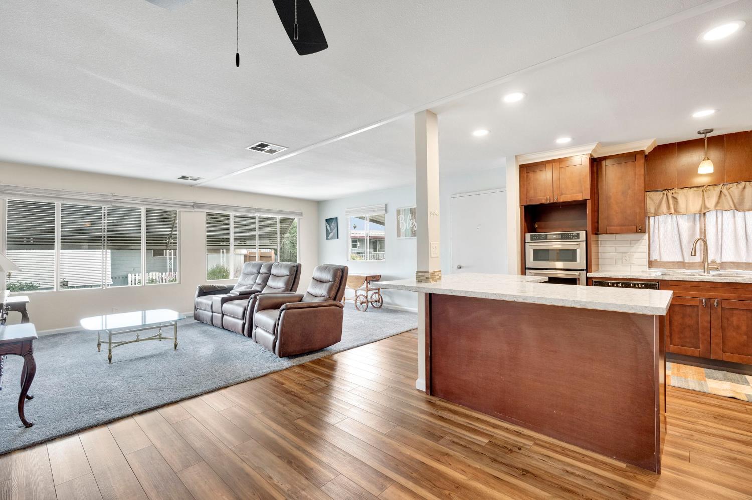 1724 Minnewawa Ave #134, Clovis, CA 93612