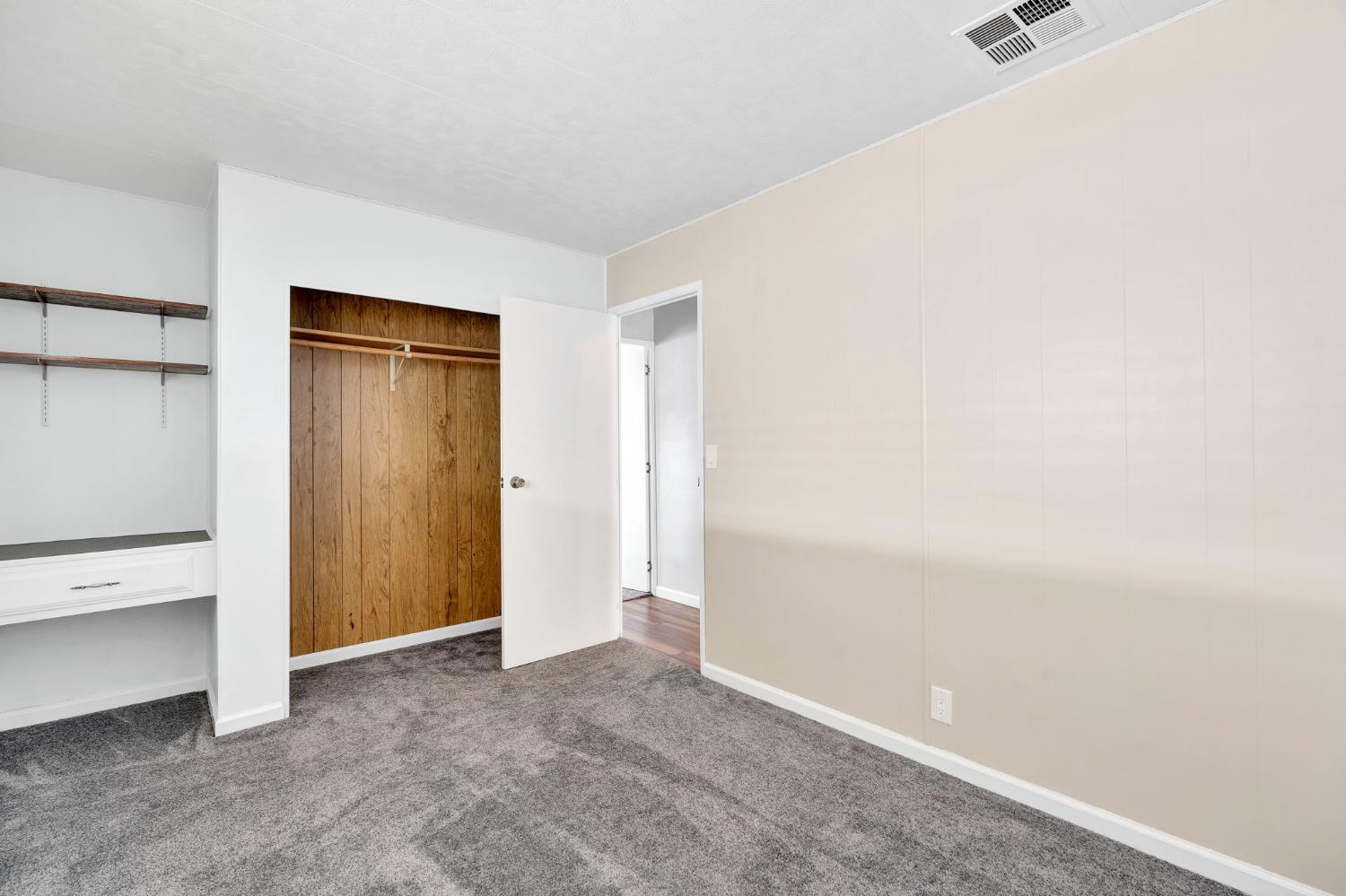 1724 Minnewawa Ave #134, Clovis, CA 93612