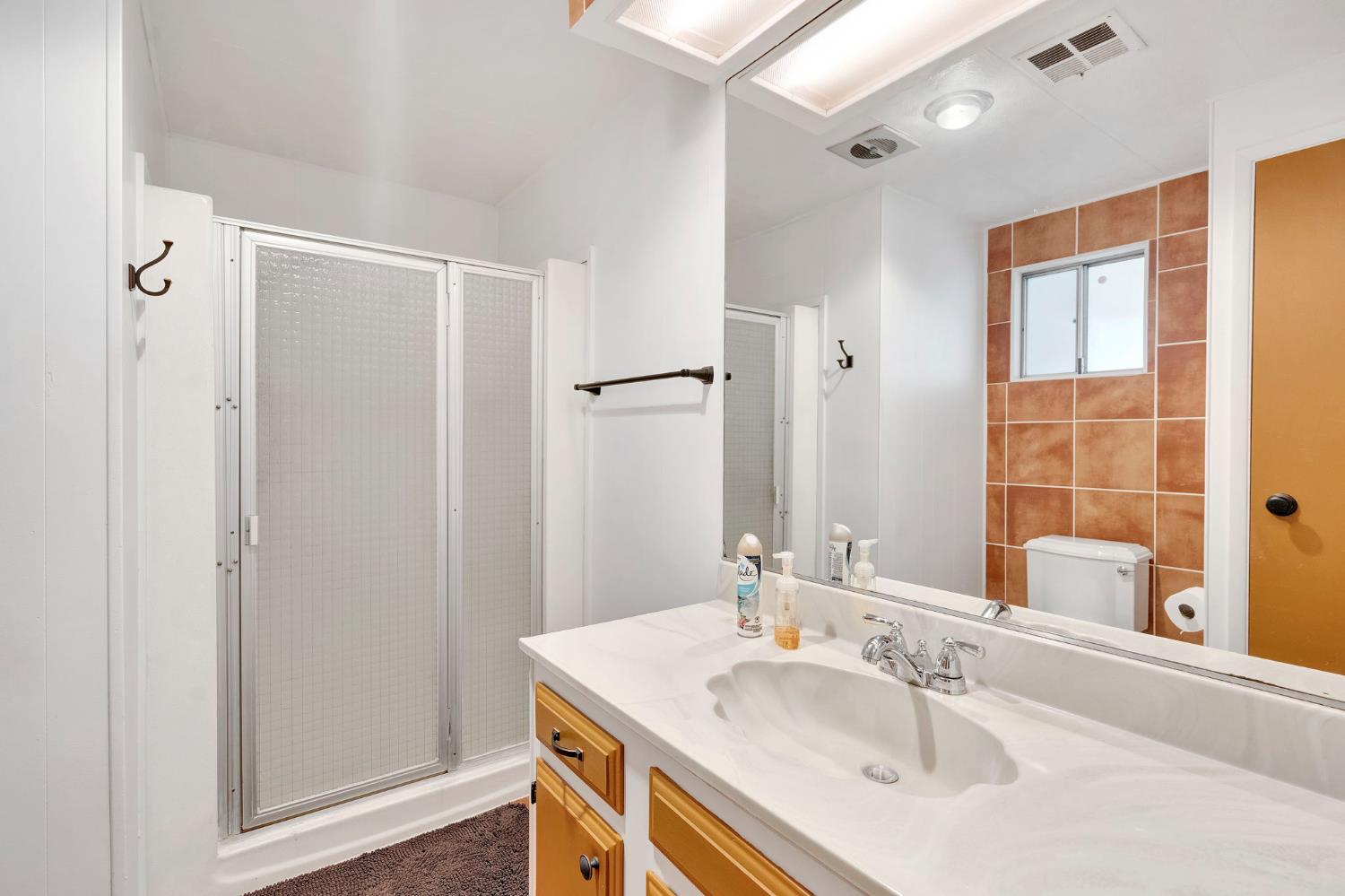 1724 Minnewawa Ave #134, Clovis, CA 93612