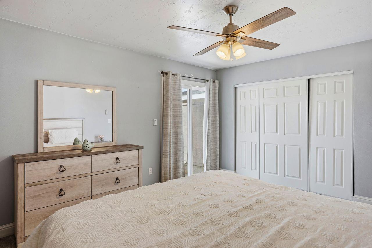 110 W Hazelwood Dr, Lemoore, CA 93245