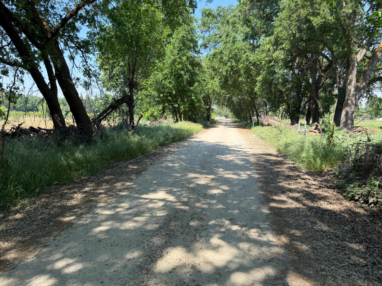 400 N Frankwood Ave, Sanger, CA 93657