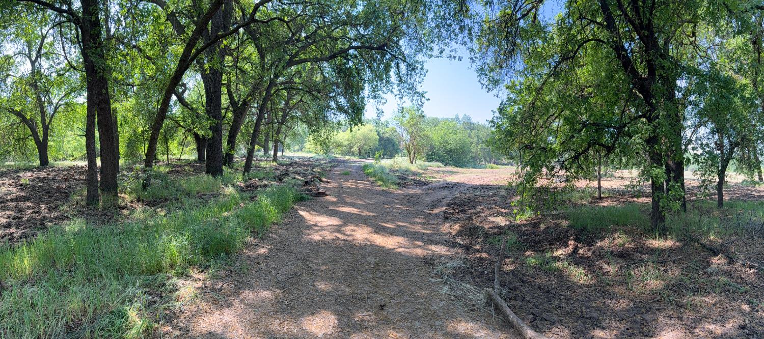 400 N Frankwood Ave, Sanger, CA 93657