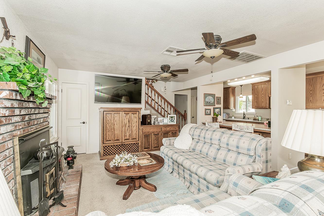 26876 Tollhouse Rd, Tollhouse, CA 93667